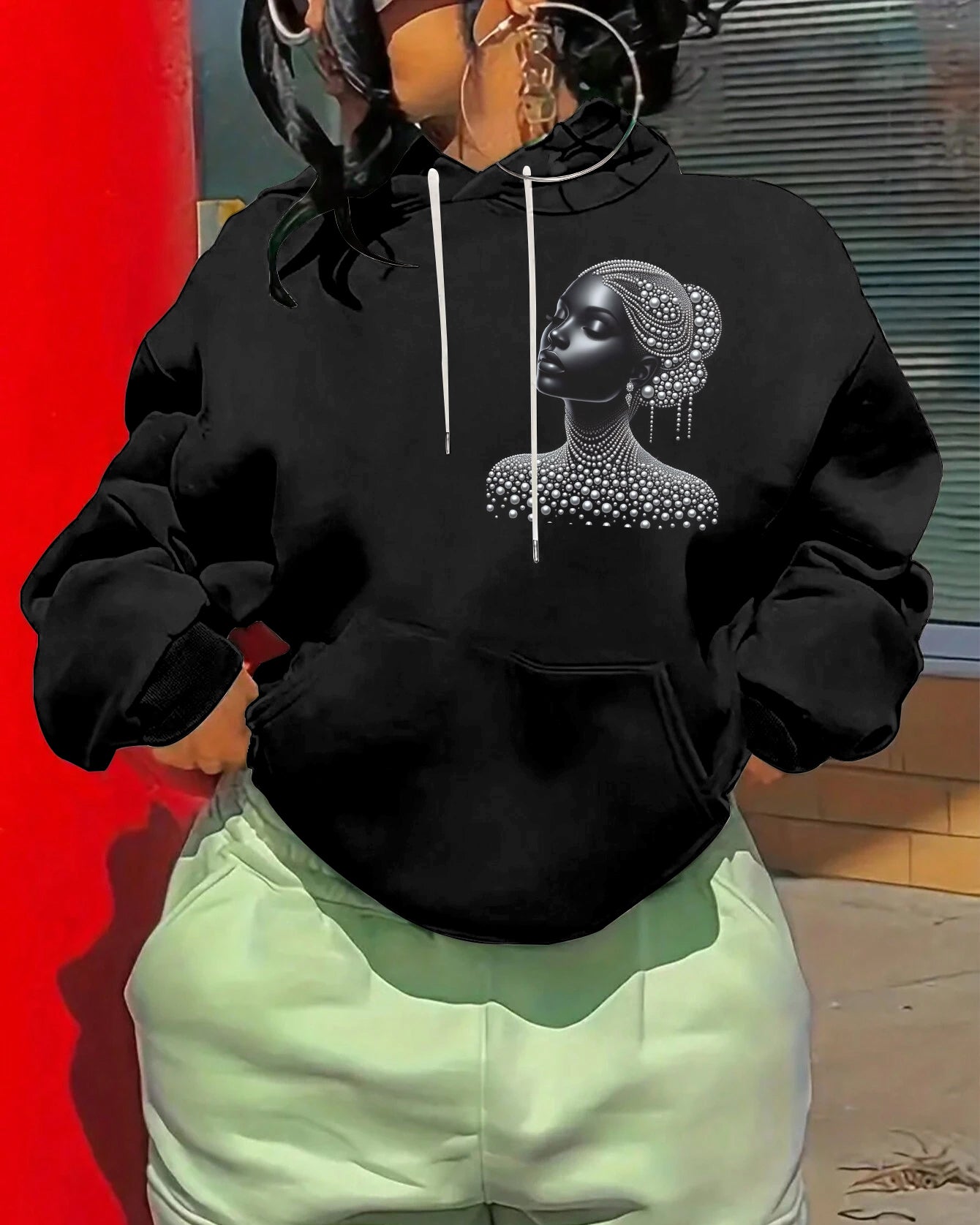 Black Pearl Girl Art Print Long-sleeved Hoodie