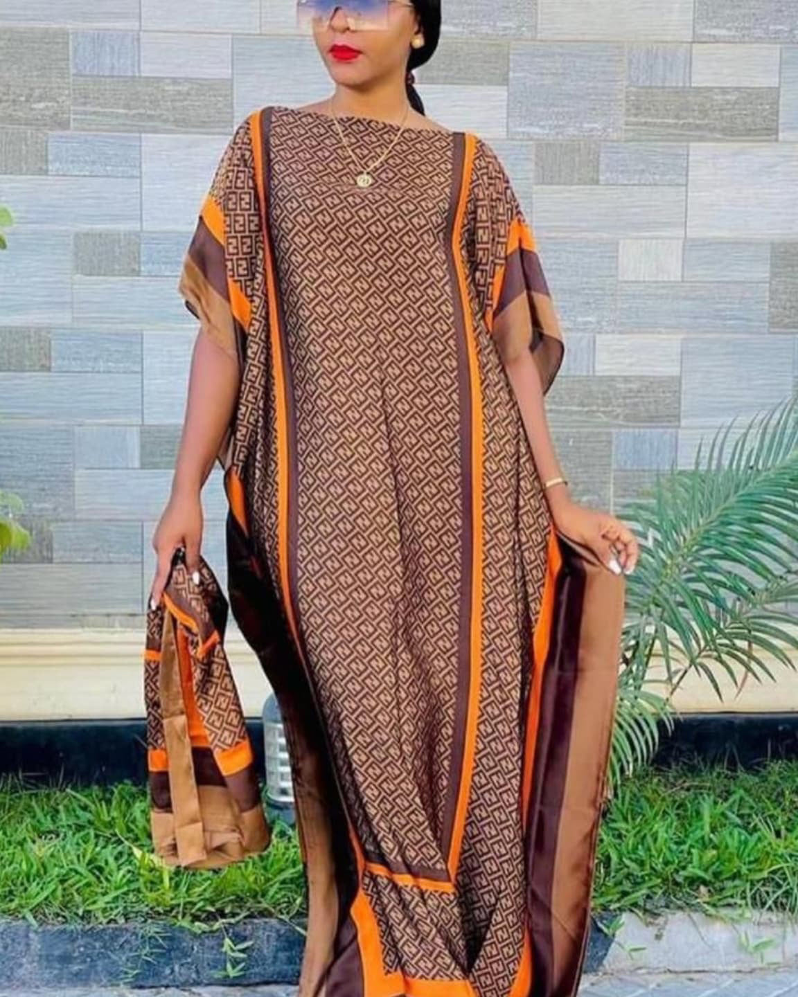 Round Neck Brown Alphabet Stripes Elegant Robe Dress(Includes Headscarf)