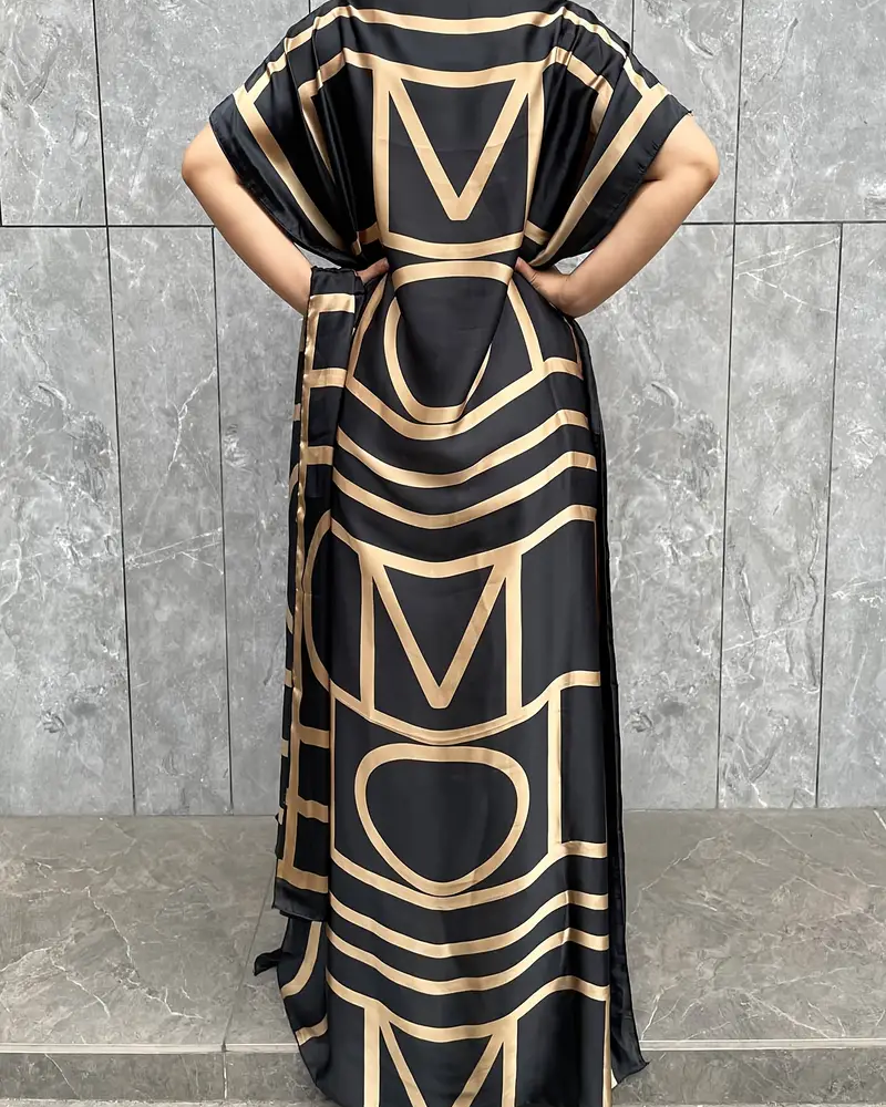Round Neck Irregular Stripes Elegant Robe Dress(Includes Headscarf)