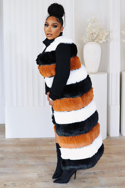 Sleeveless Colorblock Faux Fur Long Coat Outerwear-Black