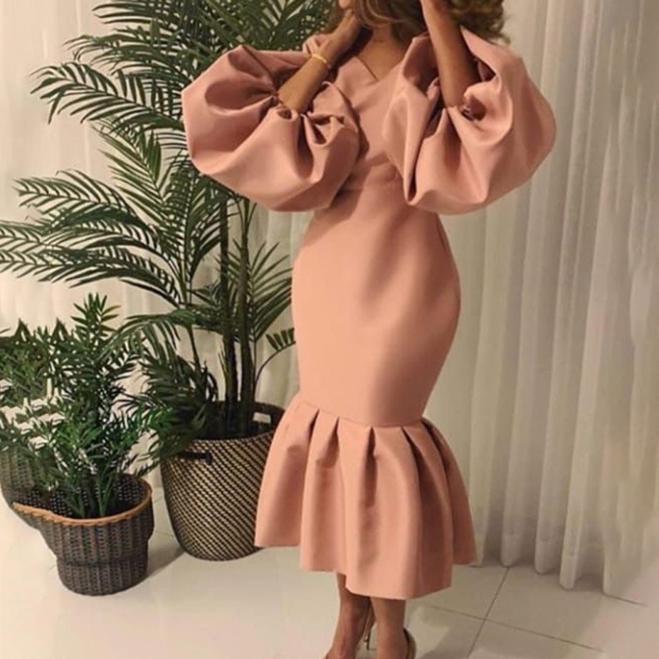 plus Size Women's Fashion Solid Color and V-neck Bubble Long Sleeve Fishtail Dress European and American Dress