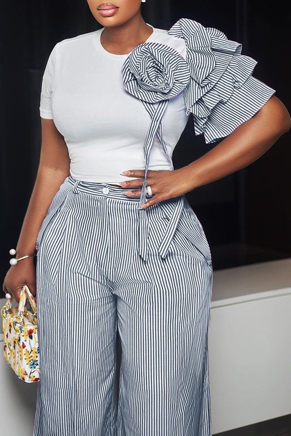 One Layered Ruffle Sleeve T-shirt & Striped Pants Set