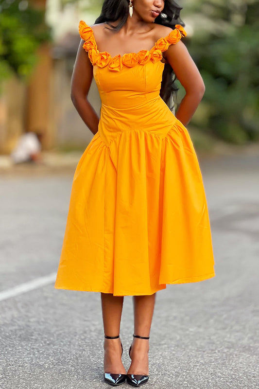 Charming Floral Neckline Pleated Hem Midi Dress