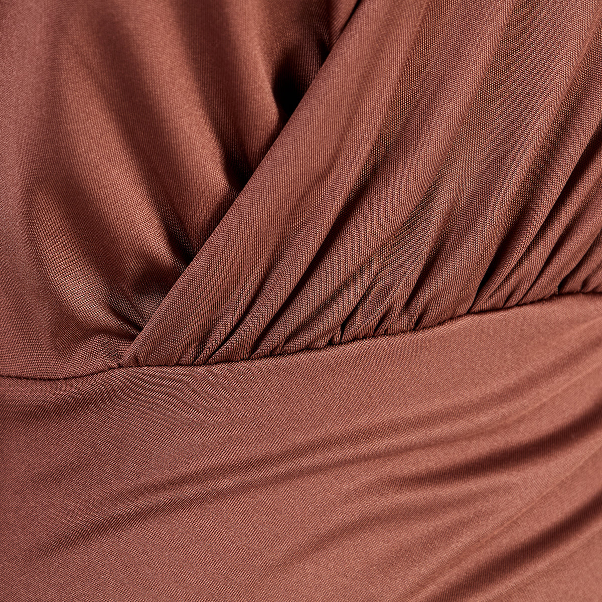 Brown V-neck Long-sleeved Pleated Dress