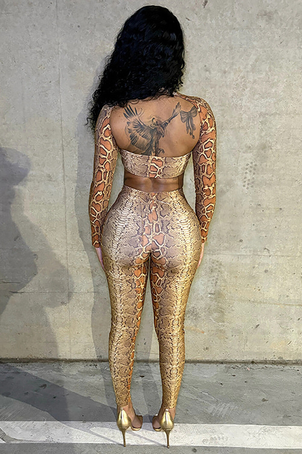 Snake Pattern High Neck Cutout Crop Top Skinny Pants 2pcs Set-Beige